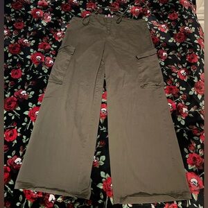 Edikted army green cargo pants. Flared, baggy, cutouts on top with tie.